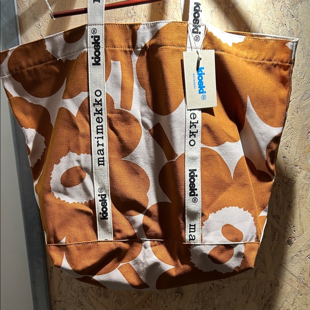 Marimekko Carrier Big Unikko Tote - Picture 3 of 6